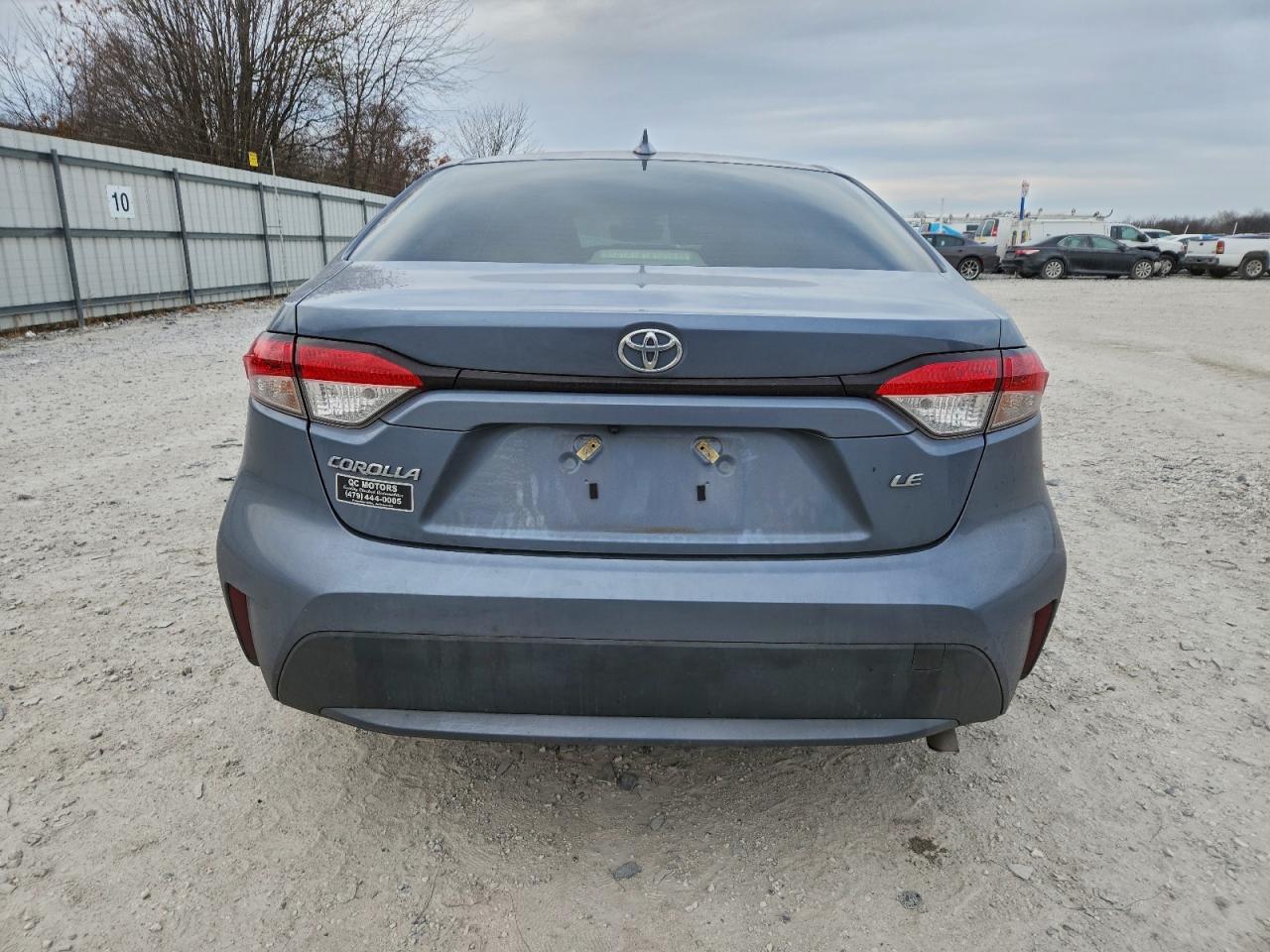 Toyota Corolla Le Image 2