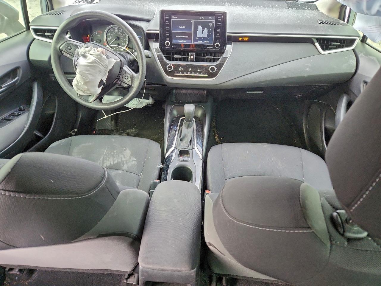 Toyota Corolla Le Image 3