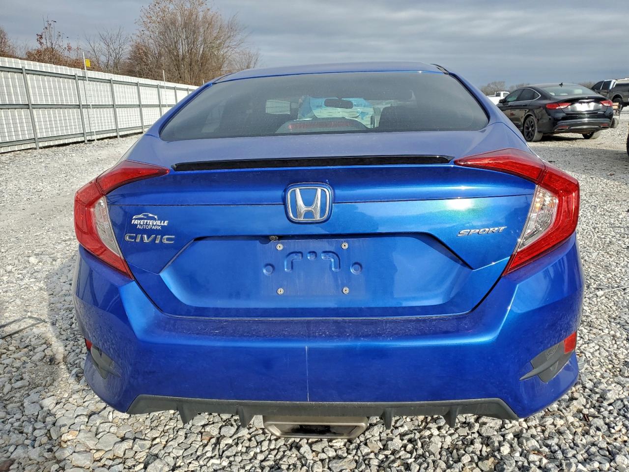 Honda Civic Sport Image 8