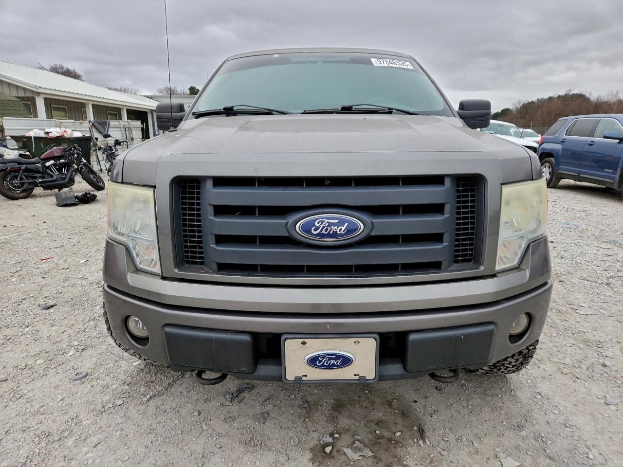 Ford F-150 Super Cab Image 3