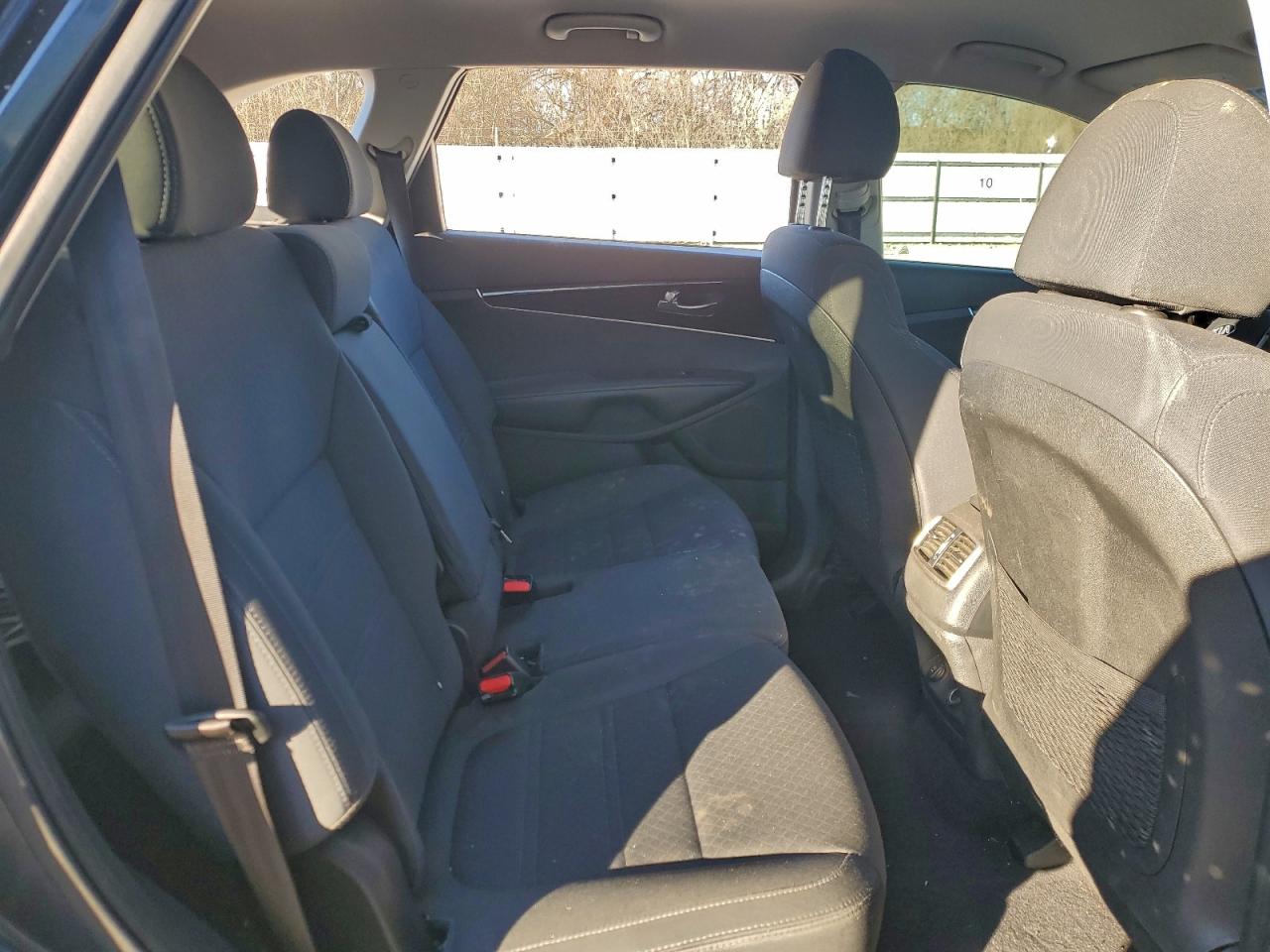 Kia Sorento L Image 13