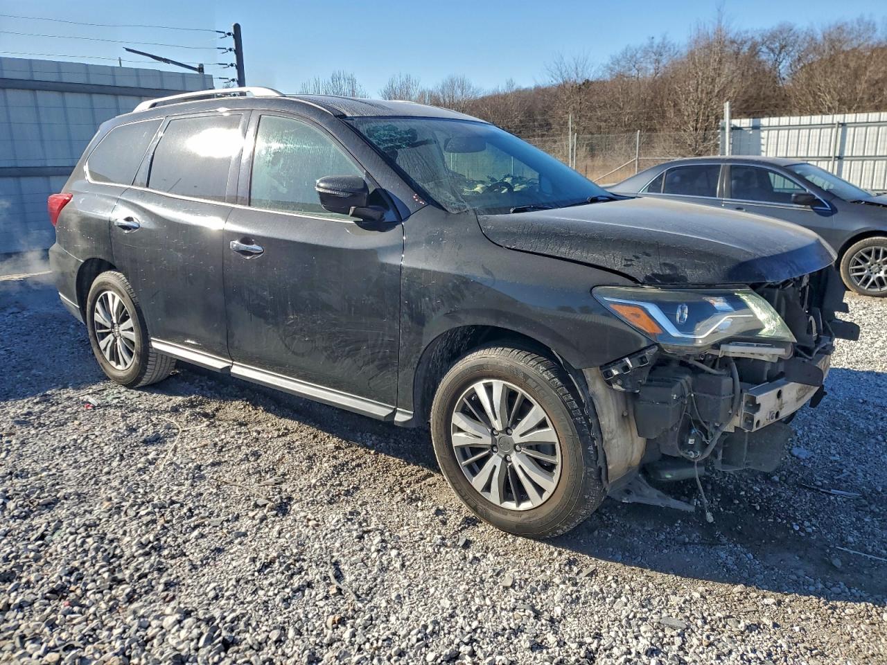 Nissan Pathfinder S Image 12