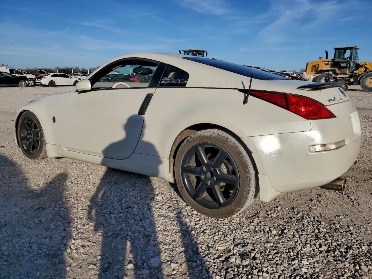 Nissan 350Z Coupe Image 2