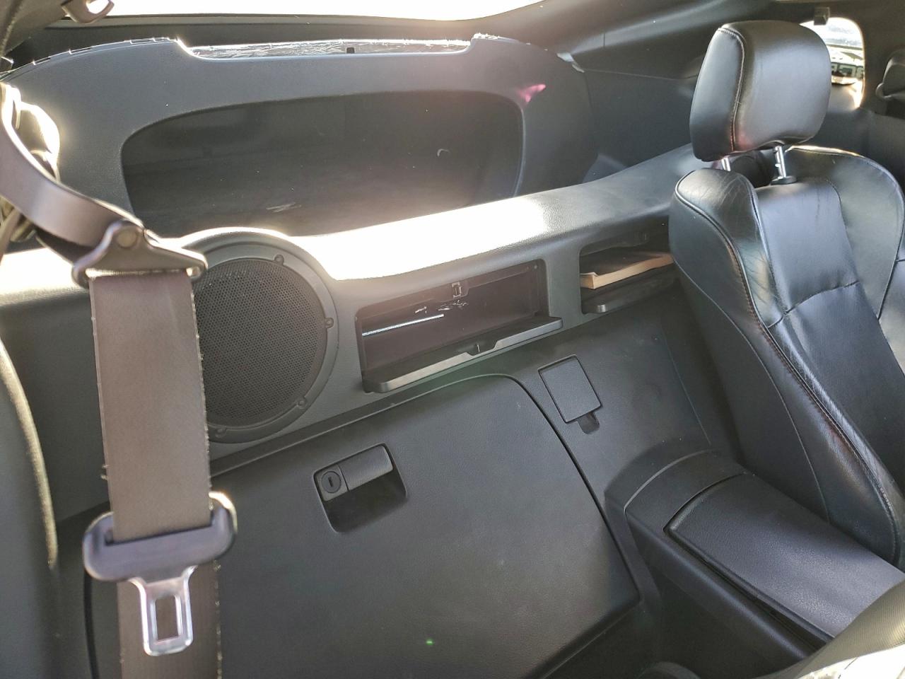 Nissan 350Z Coupe Image 6