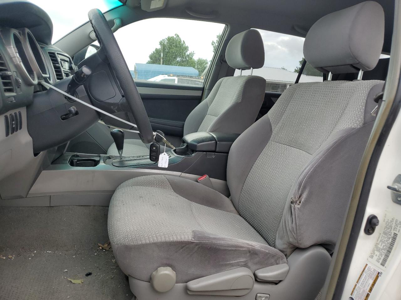 Toyota 4Runner Sr5 Image 4