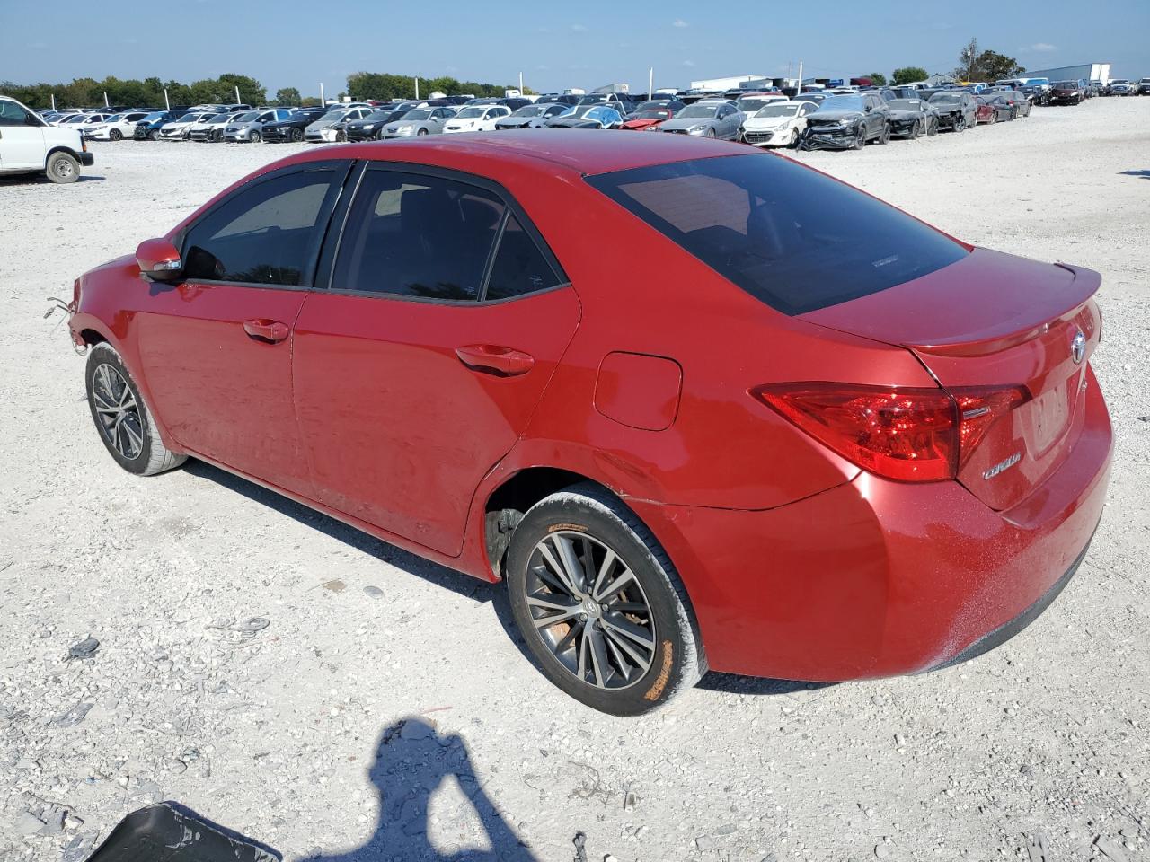 Toyota Corolla Le Eco Image 3