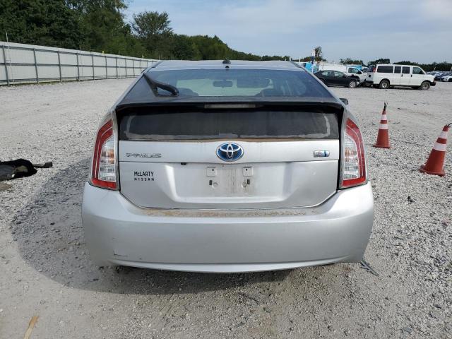 Toyota Prius Image 10