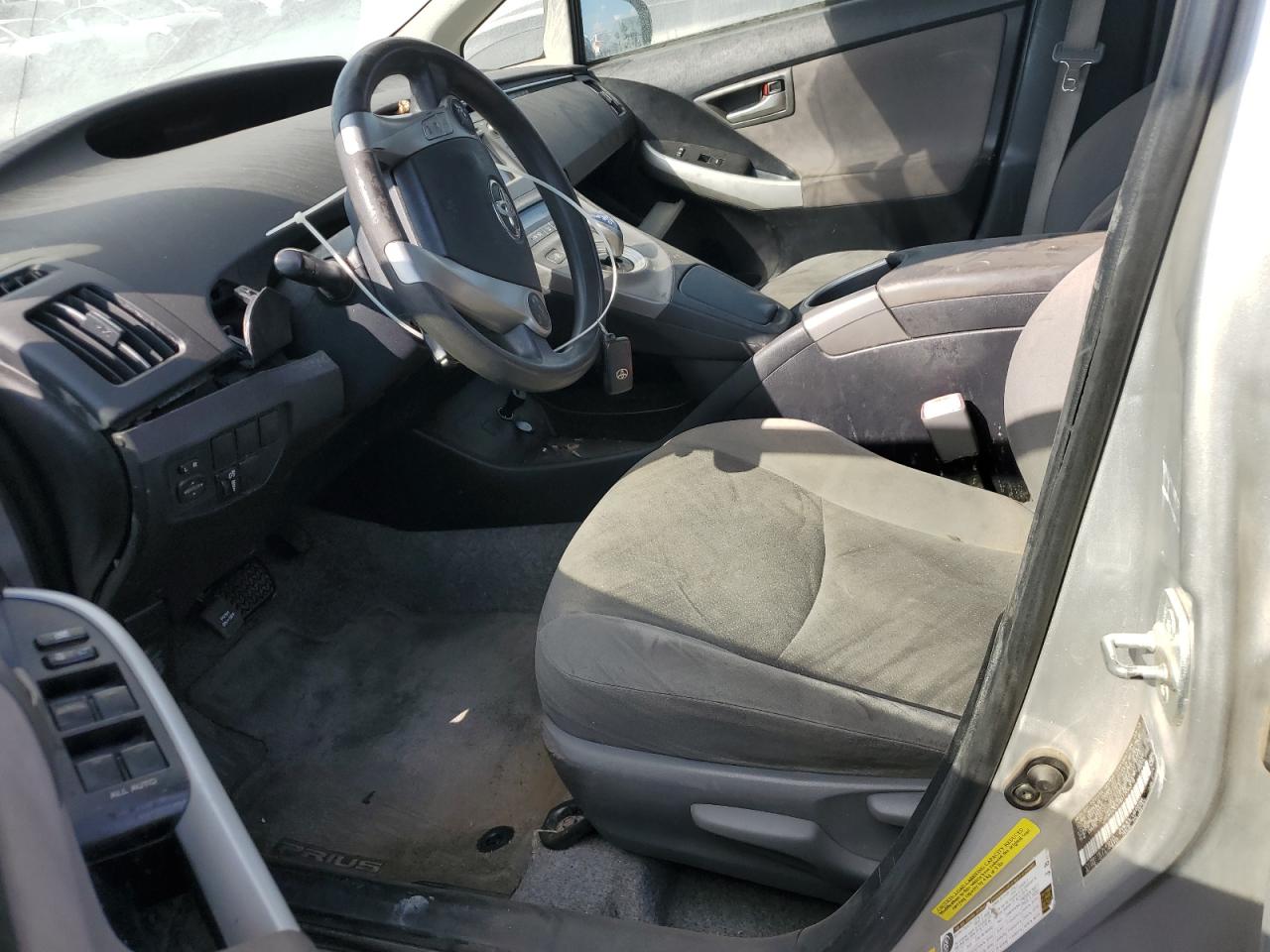 Toyota Prius Image 6