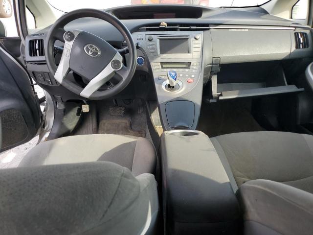 Toyota Prius Image 8