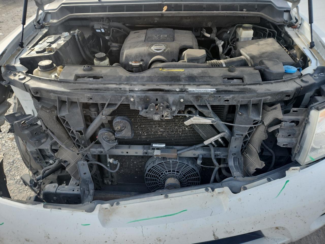 Nissan Armada Sv Image 9