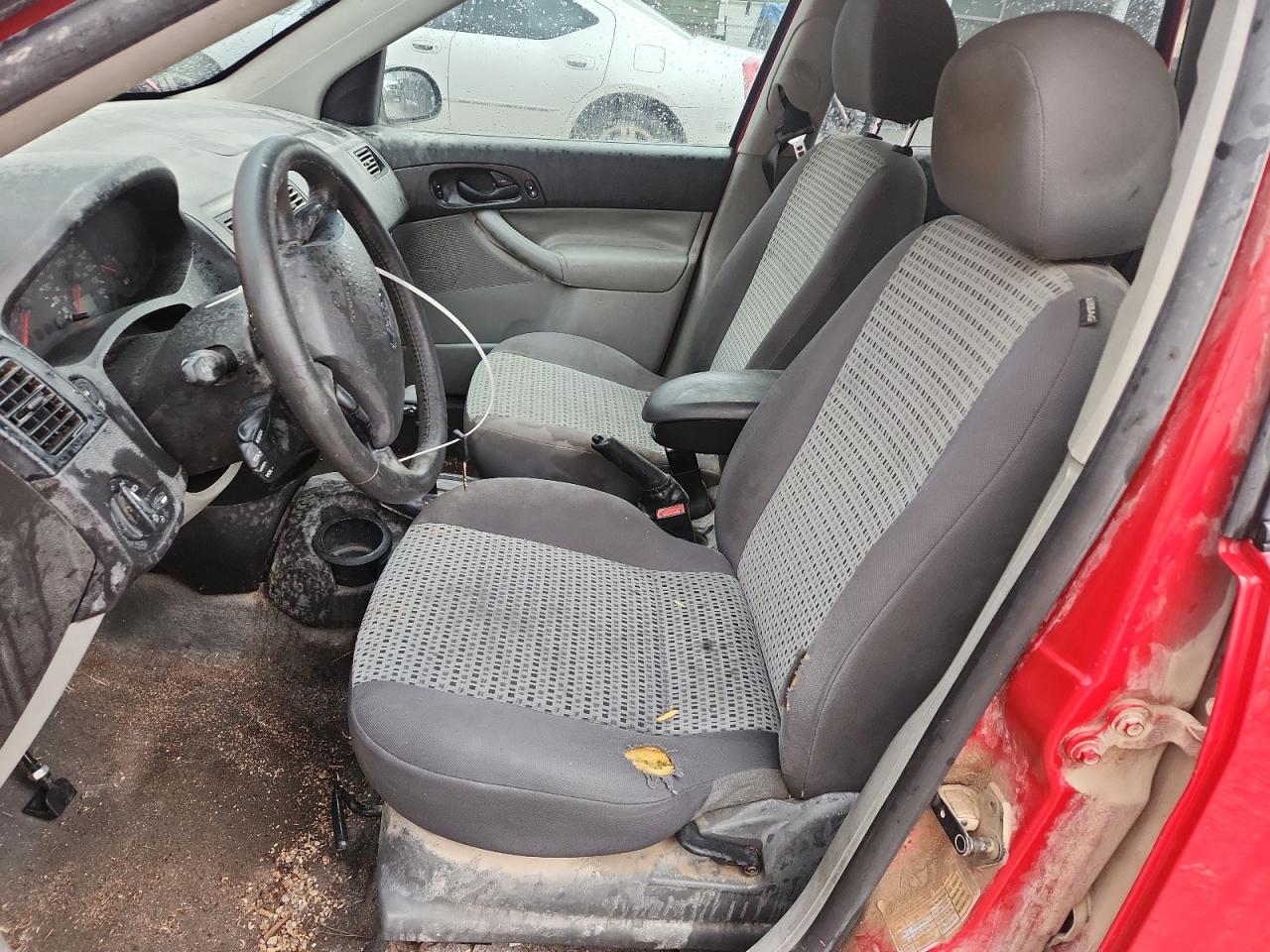 Ford Focus Zx4 Image 10