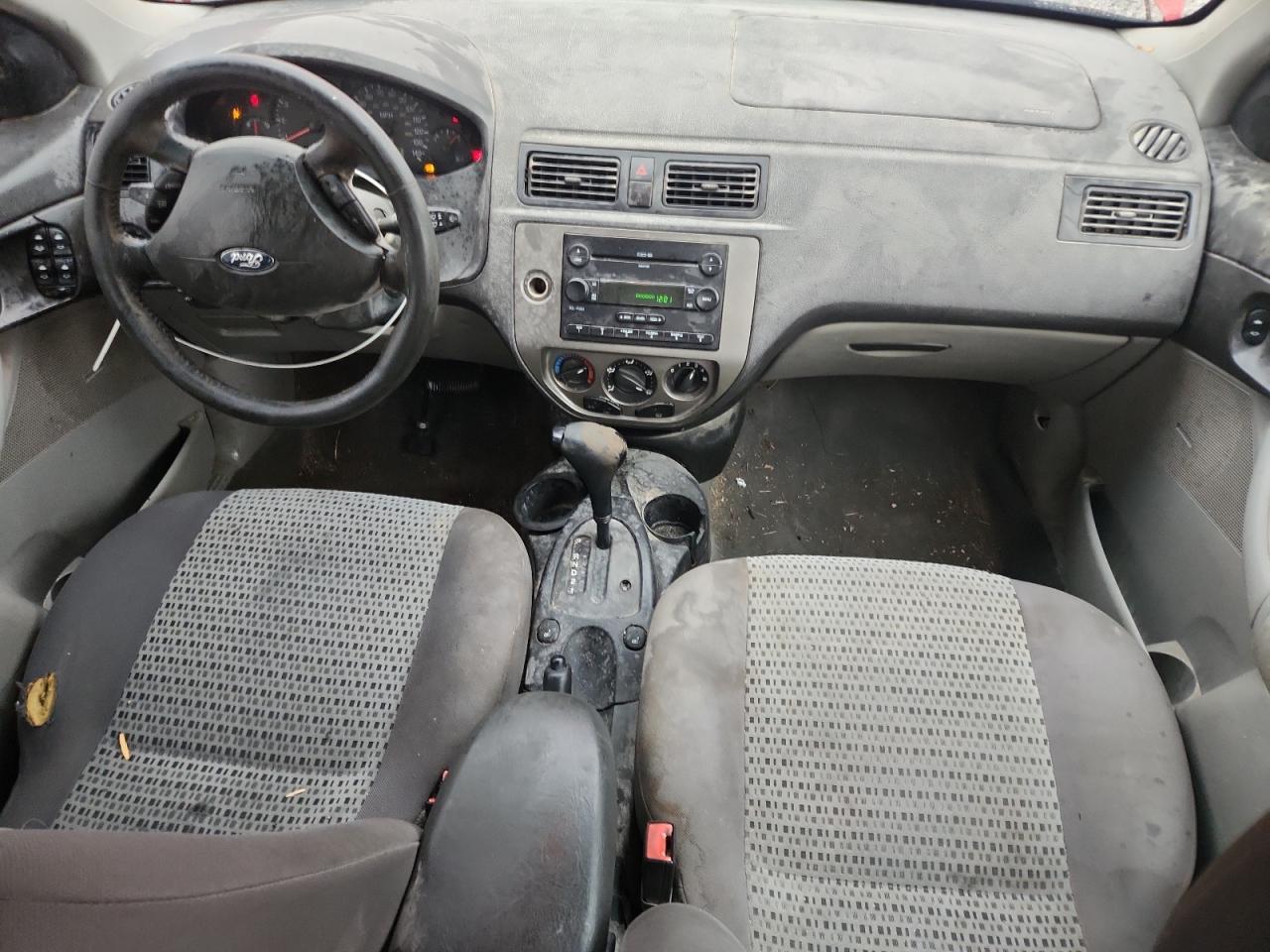 Ford Focus Zx4 Image 7