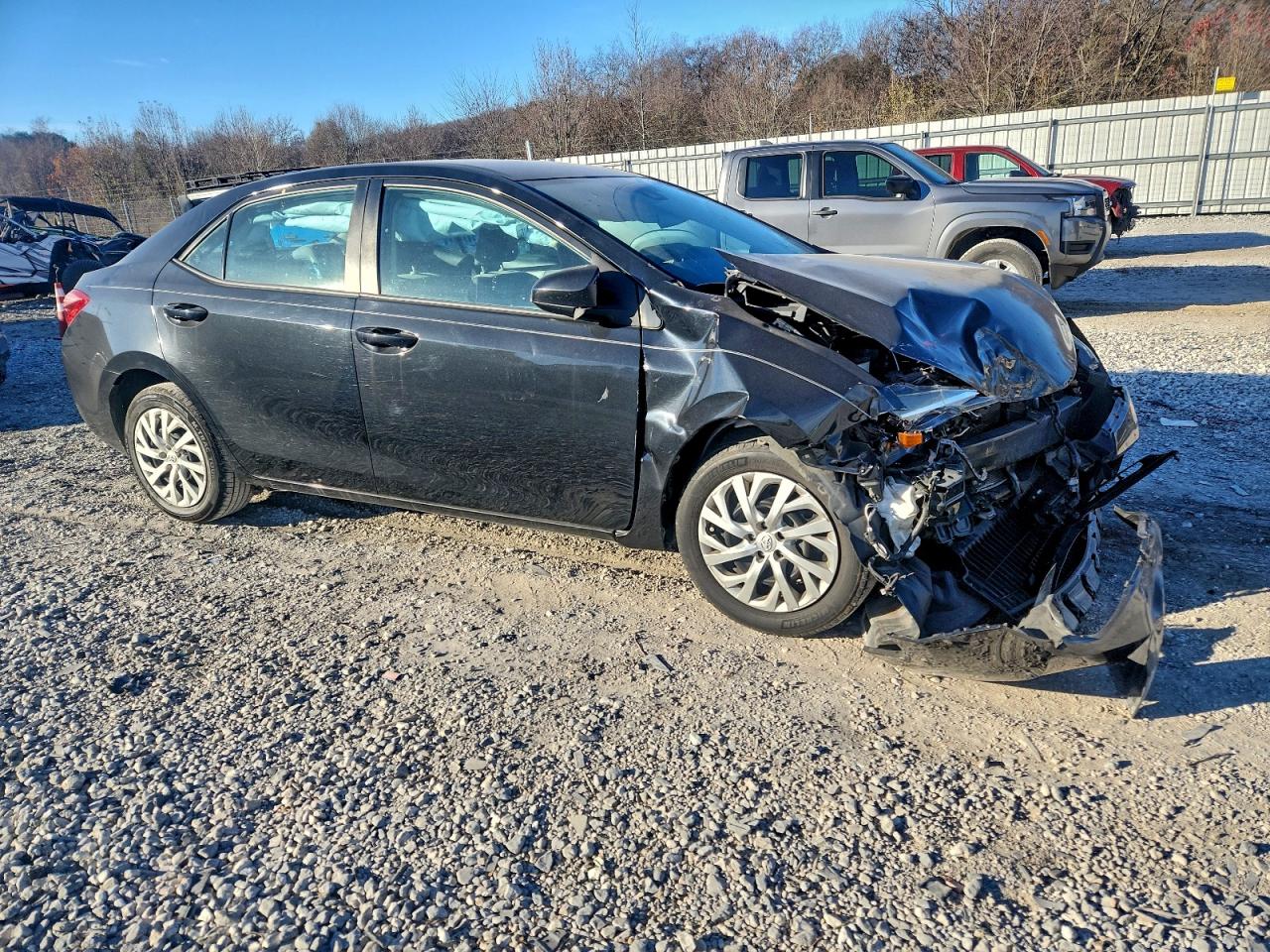 Toyota Corolla L Image 3