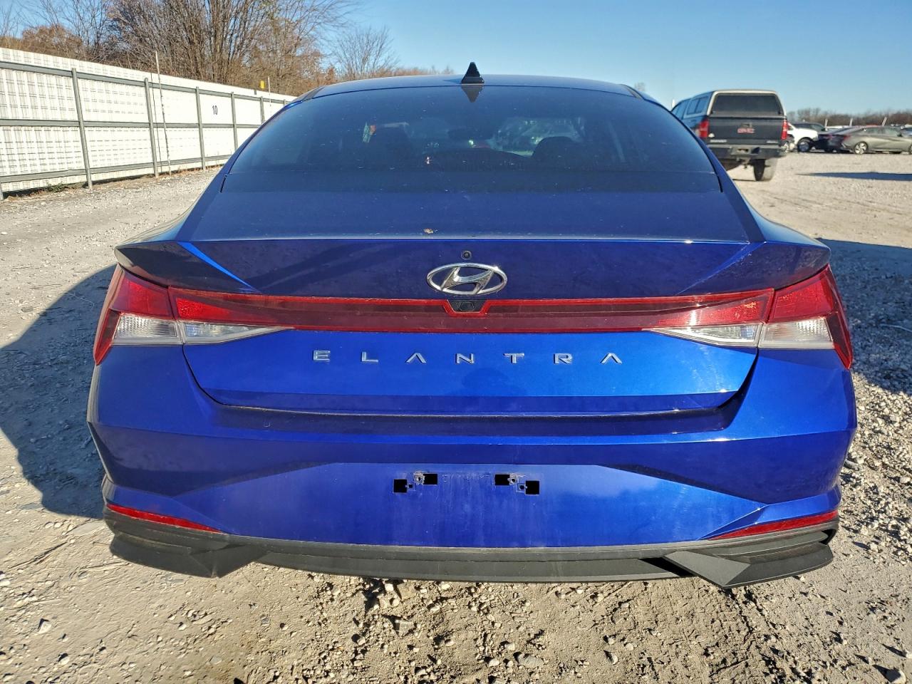 Hyundai ELANTRA Sel Image 7