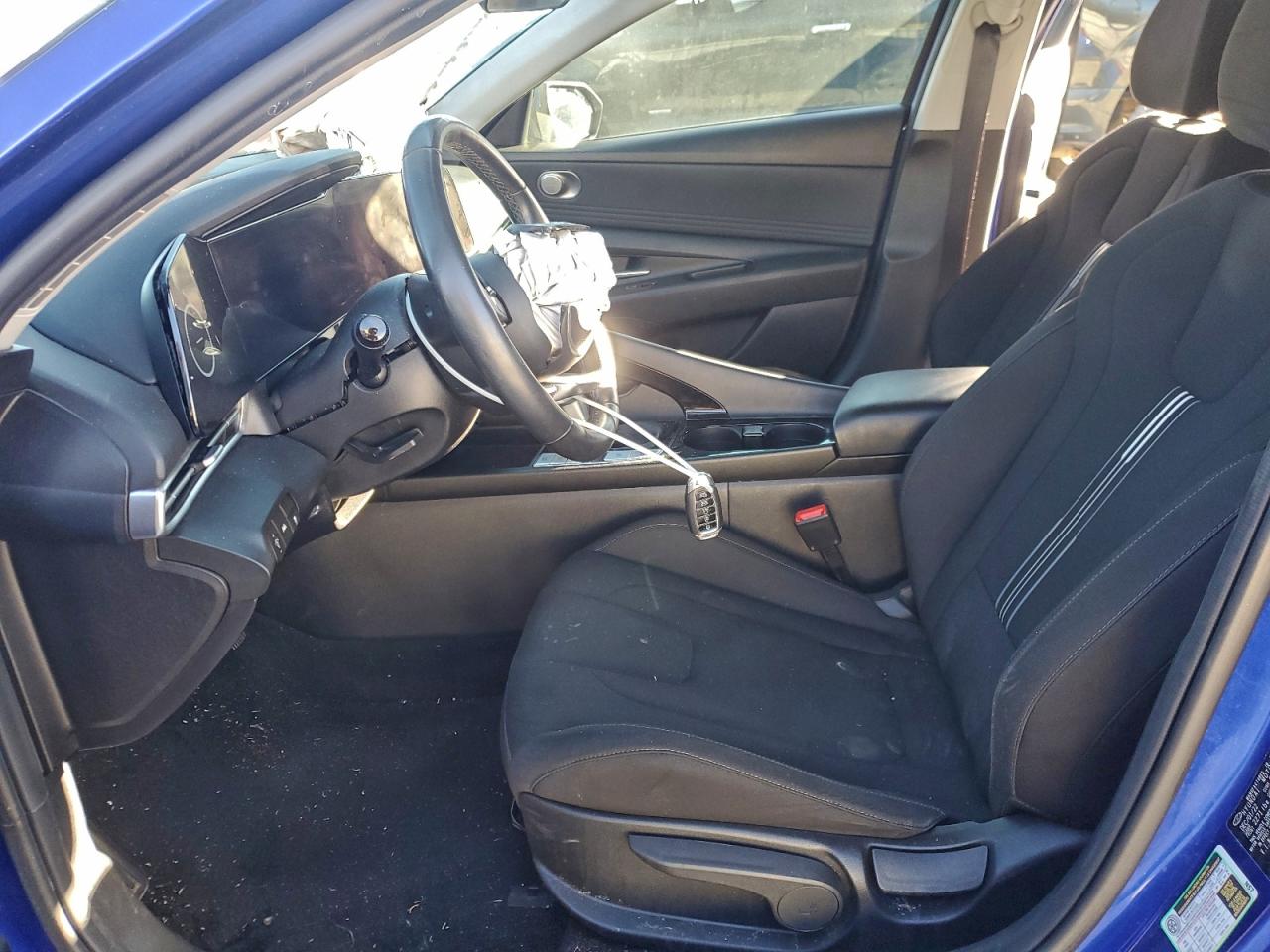 Hyundai ELANTRA Sel Image 5