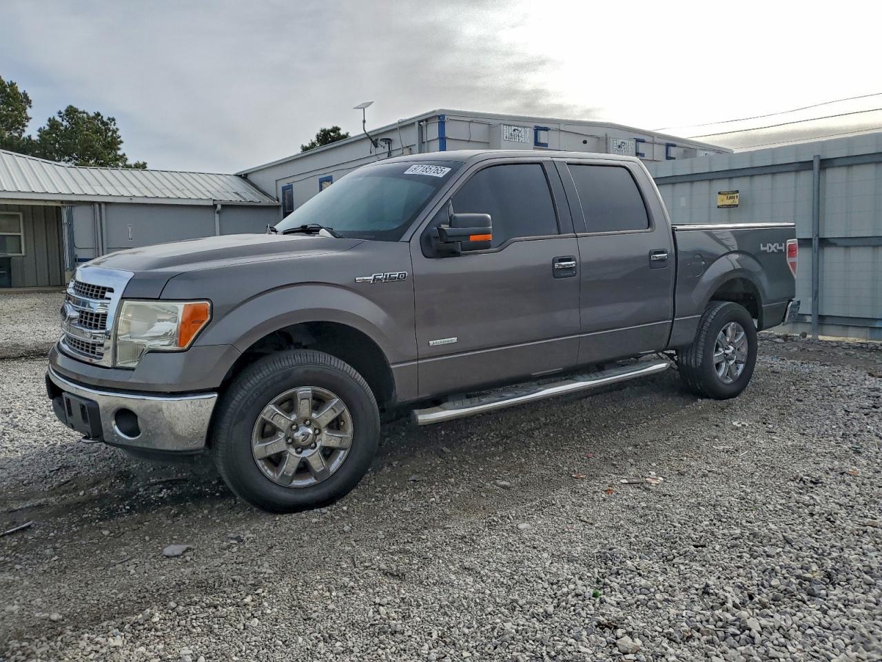 Ford F-150 Supercrew Image 1