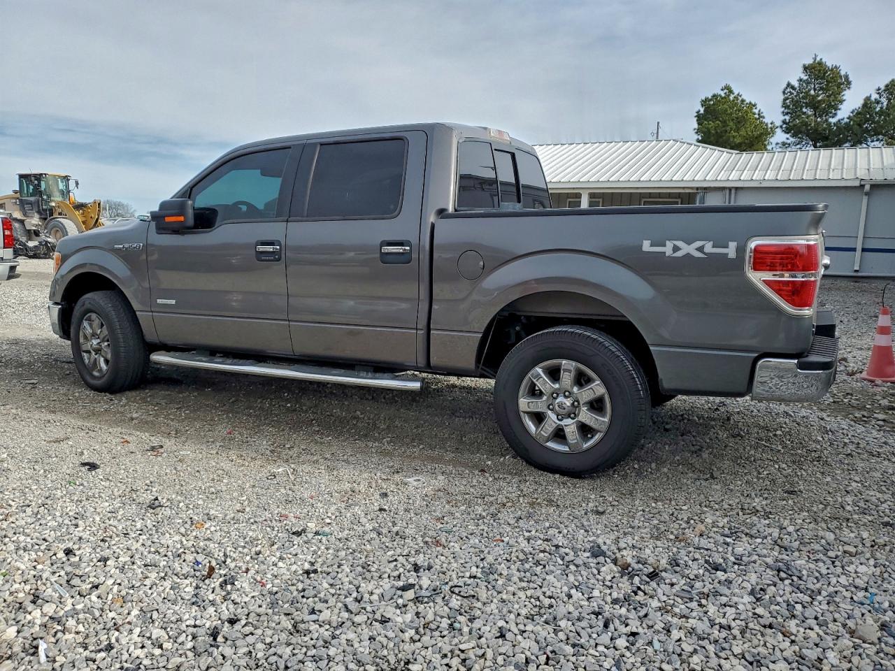 Ford F-150 Supercrew Image 4