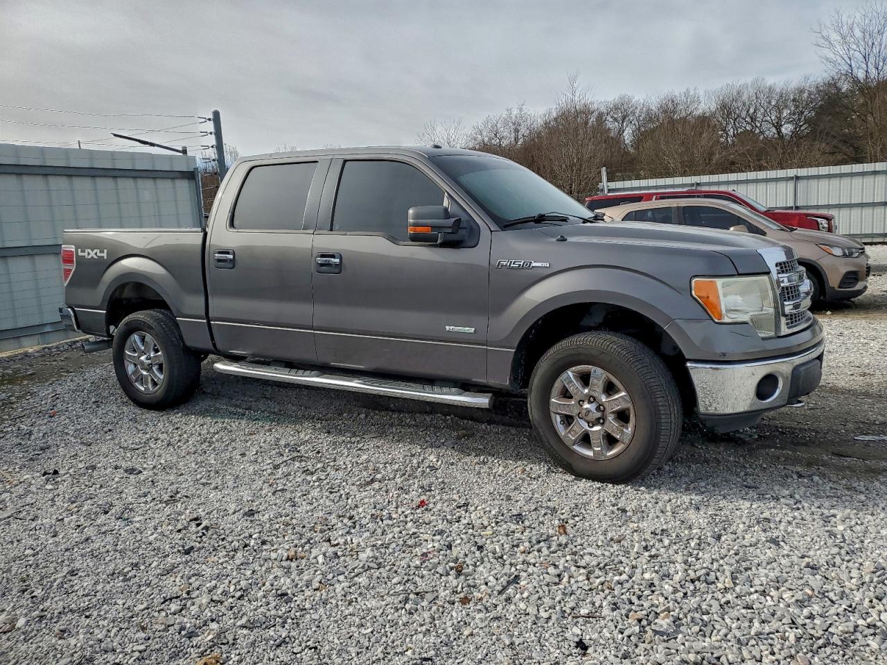 Ford F-150 Supercrew Image 3