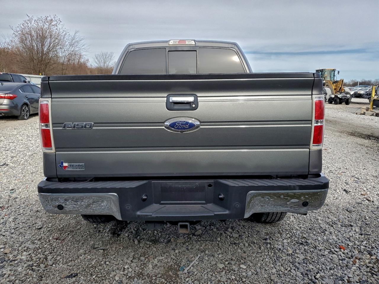 Ford F-150 Supercrew Image 8