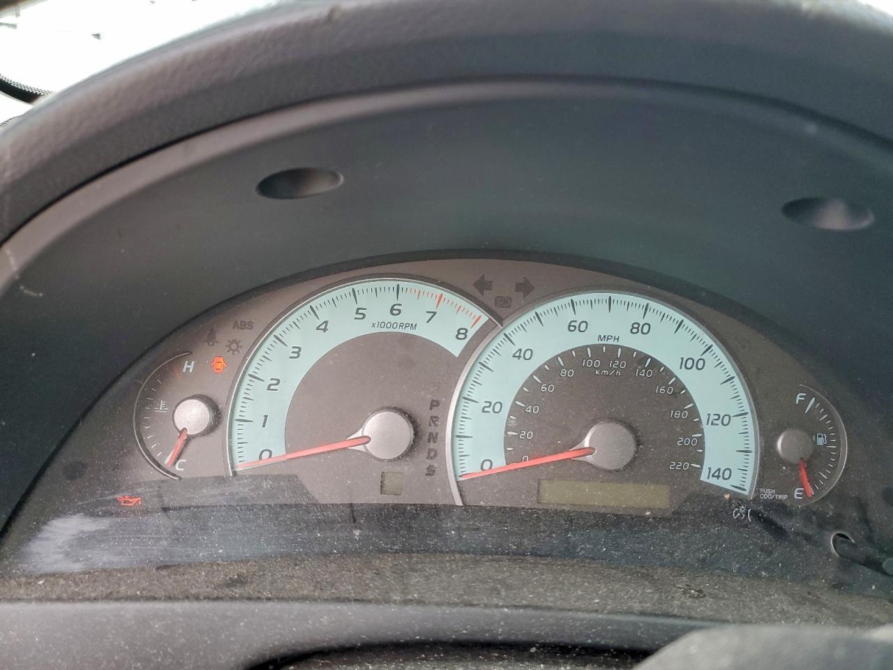 Toyota Camry Base Image 11