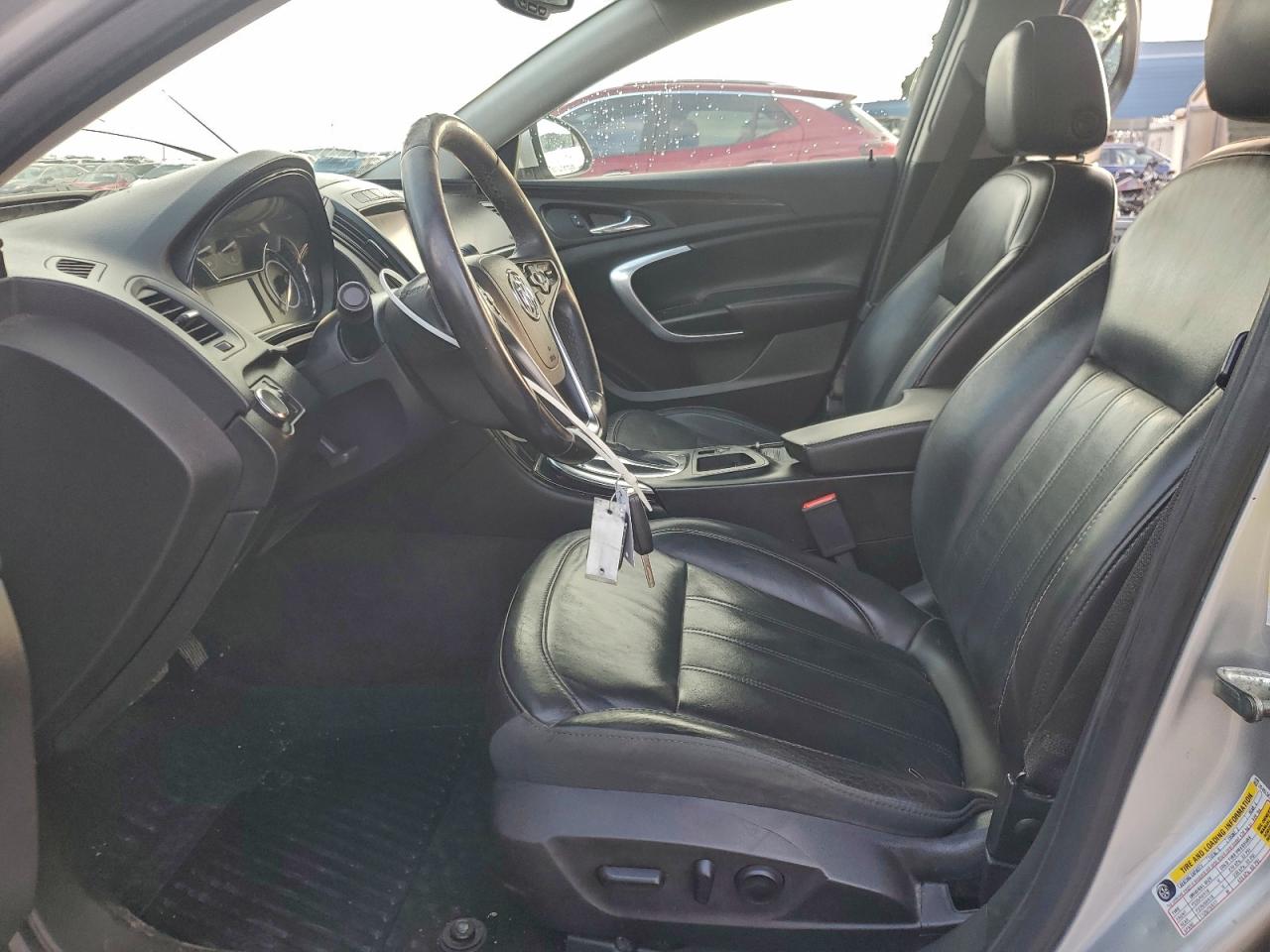 Buick Regal Image 11