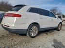 Lincoln MKT Image 11