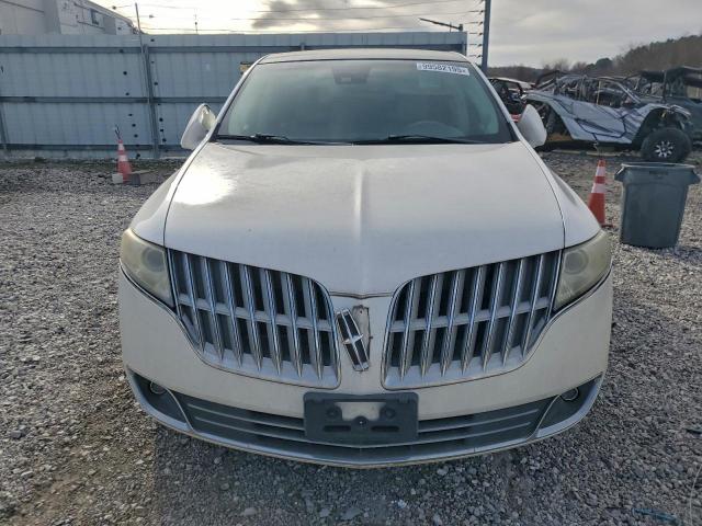Lincoln MKT Image 4