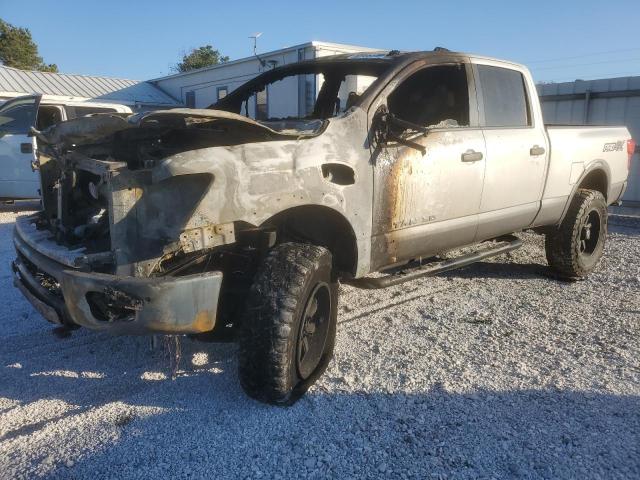  Salvage Nissan Titan