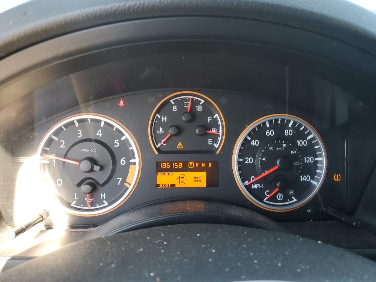 Nissan Armada Sv Image 2