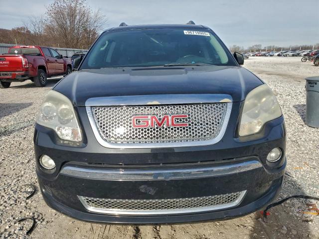 GMC Acadia Denali Image 9