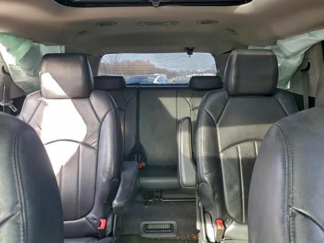 GMC Acadia Denali Image 13