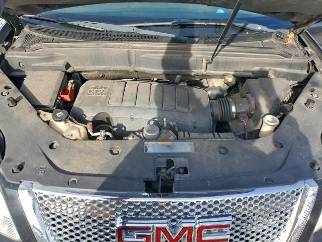 GMC Acadia Denali Image 7