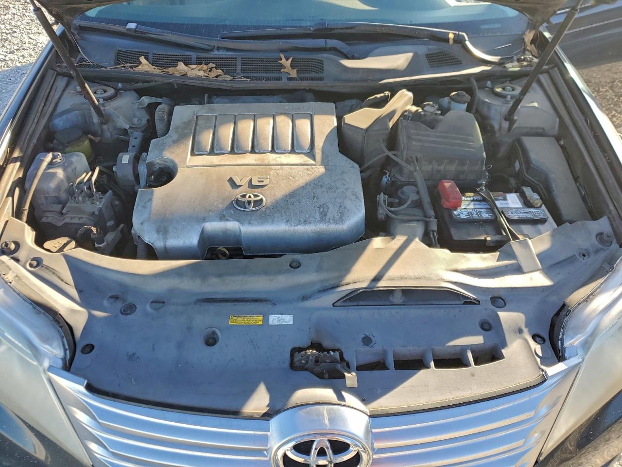 Toyota Avalon Base Image 10