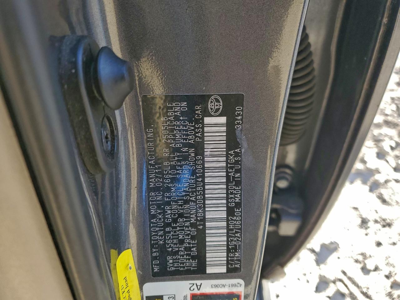 Toyota Avalon Base Image 11