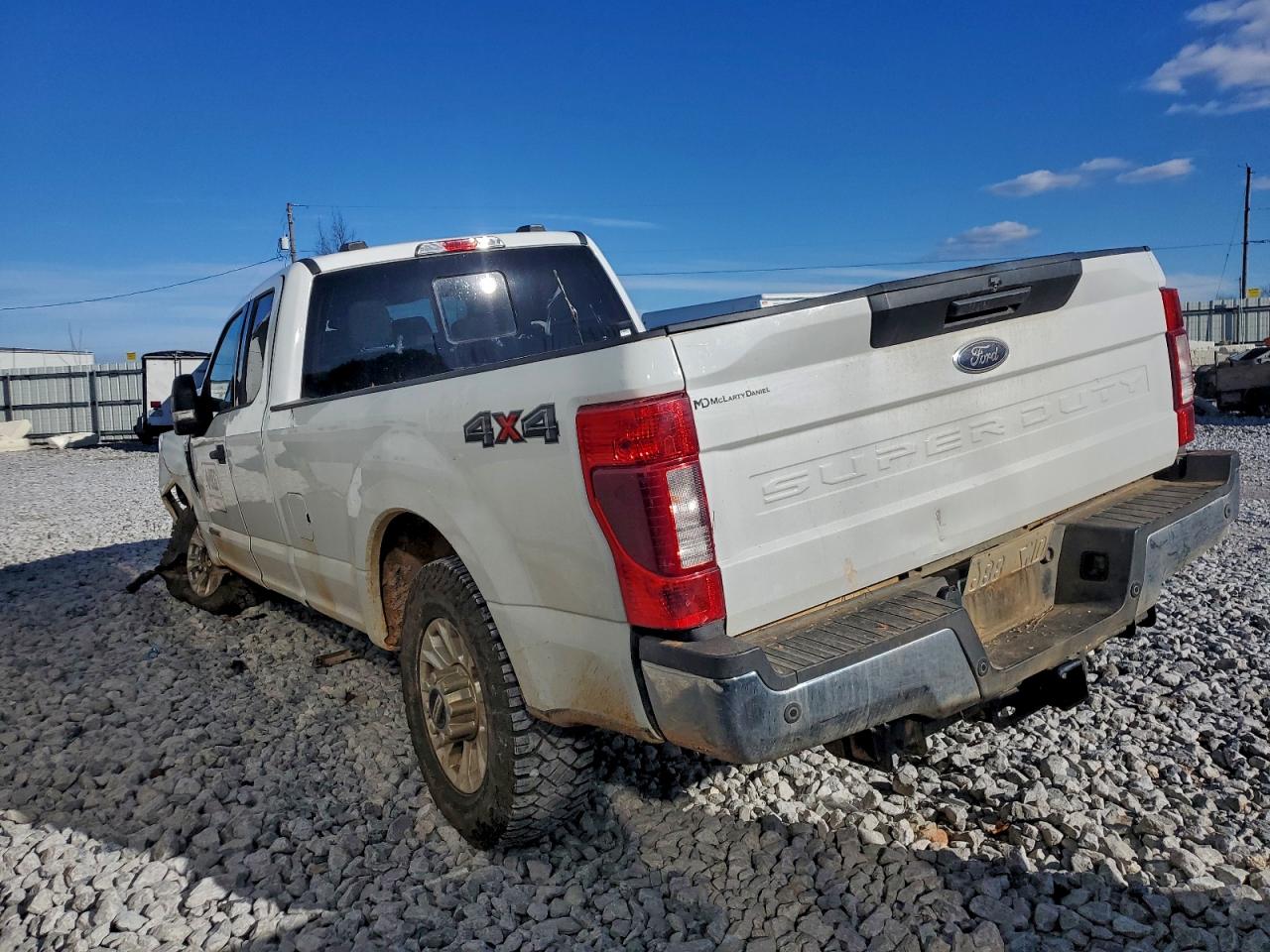 Ford F-250 Super Duty Image 2