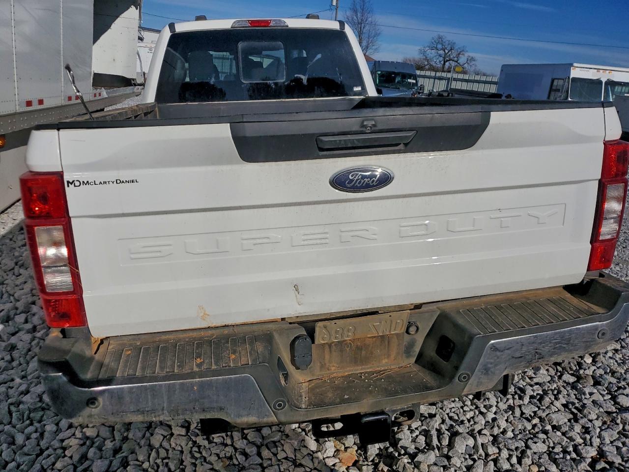 Ford F-250 Super Duty Image 4