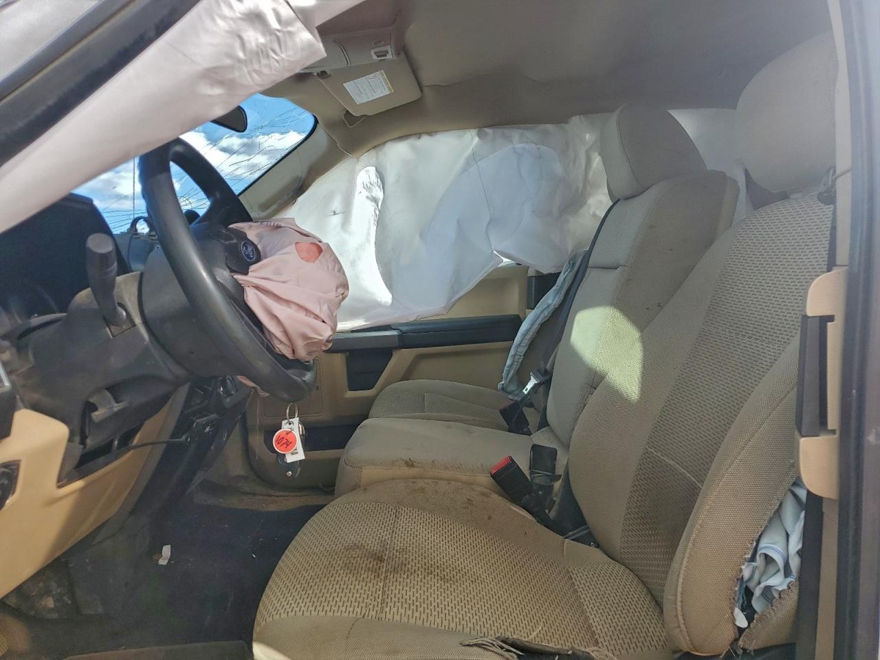 Ford F-250 Super Duty Image 6