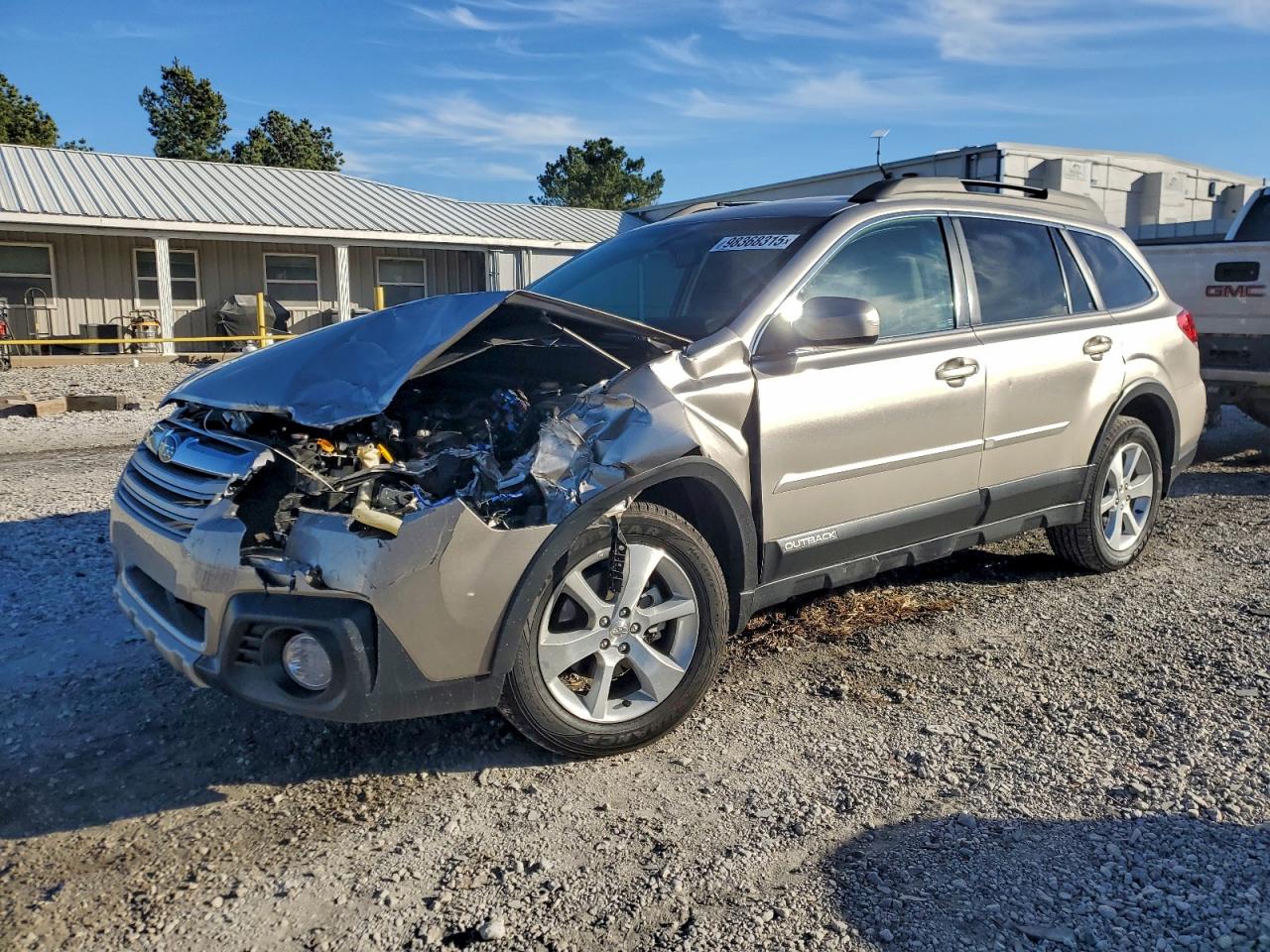 Subaru Outback 2.5i Limited Image 1