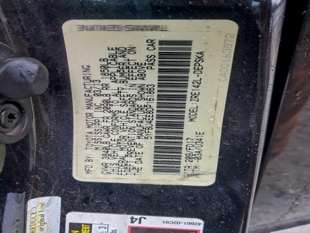 Toyota Corolla Base Image 10