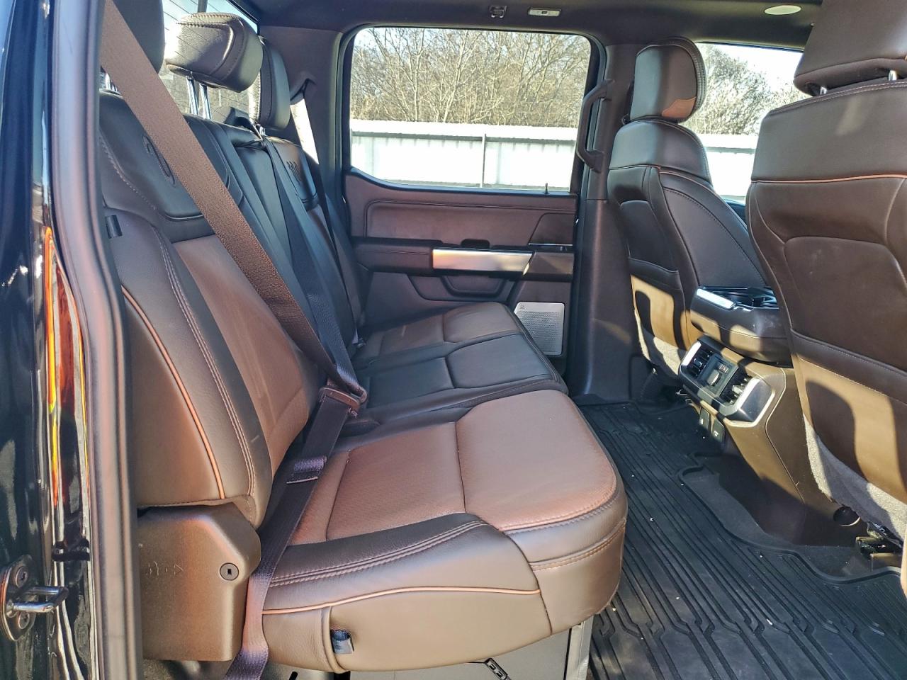 Ford F-150 Supercrew Image 9