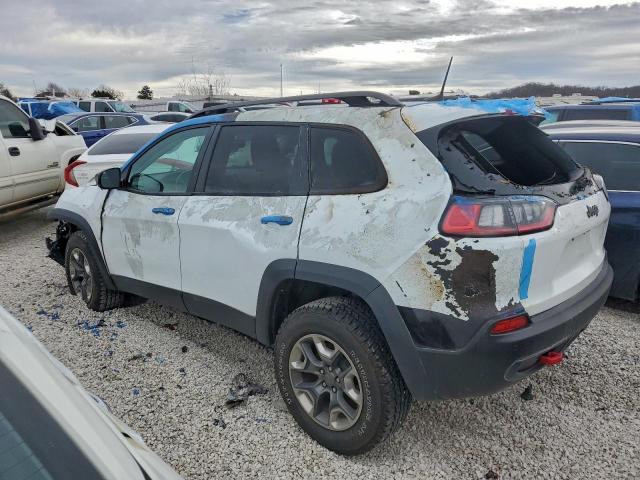 Jeep Cherokee Trailhawk Image 2