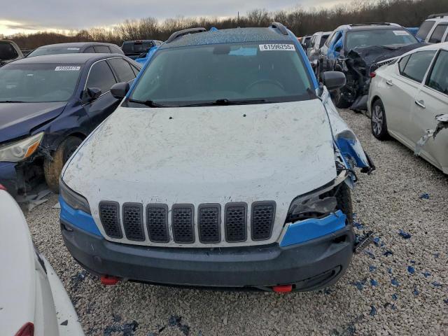 Jeep Cherokee Trailhawk Image 13