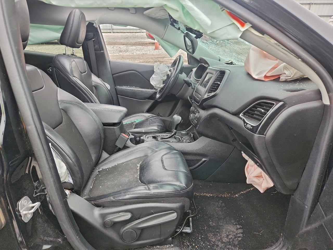 Jeep Grand Cherokee Latitude Plus Image 8