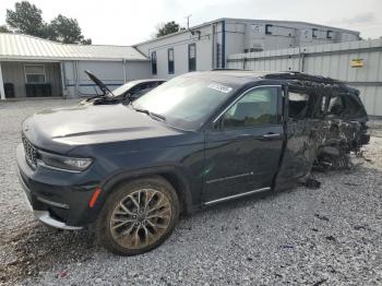  Salvage Jeep Grand Cherokee