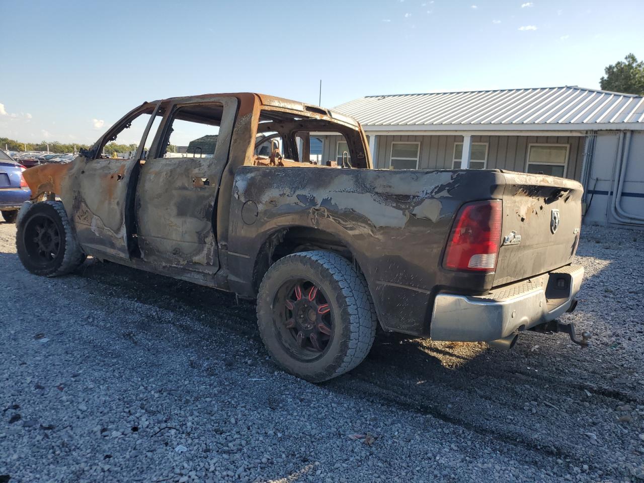 Ram 1500 Slt Image 4