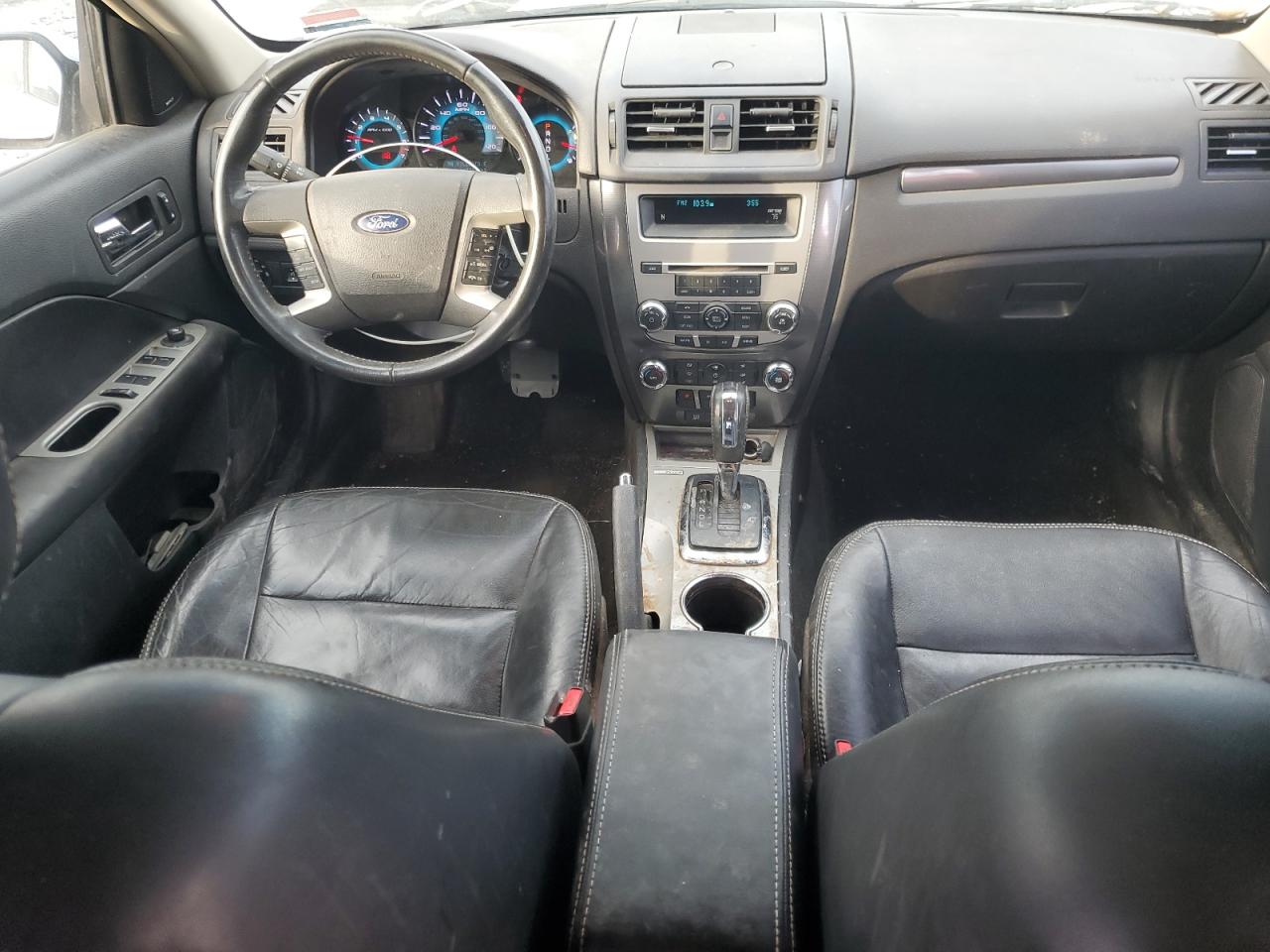 Ford Fusion Sel Image 2