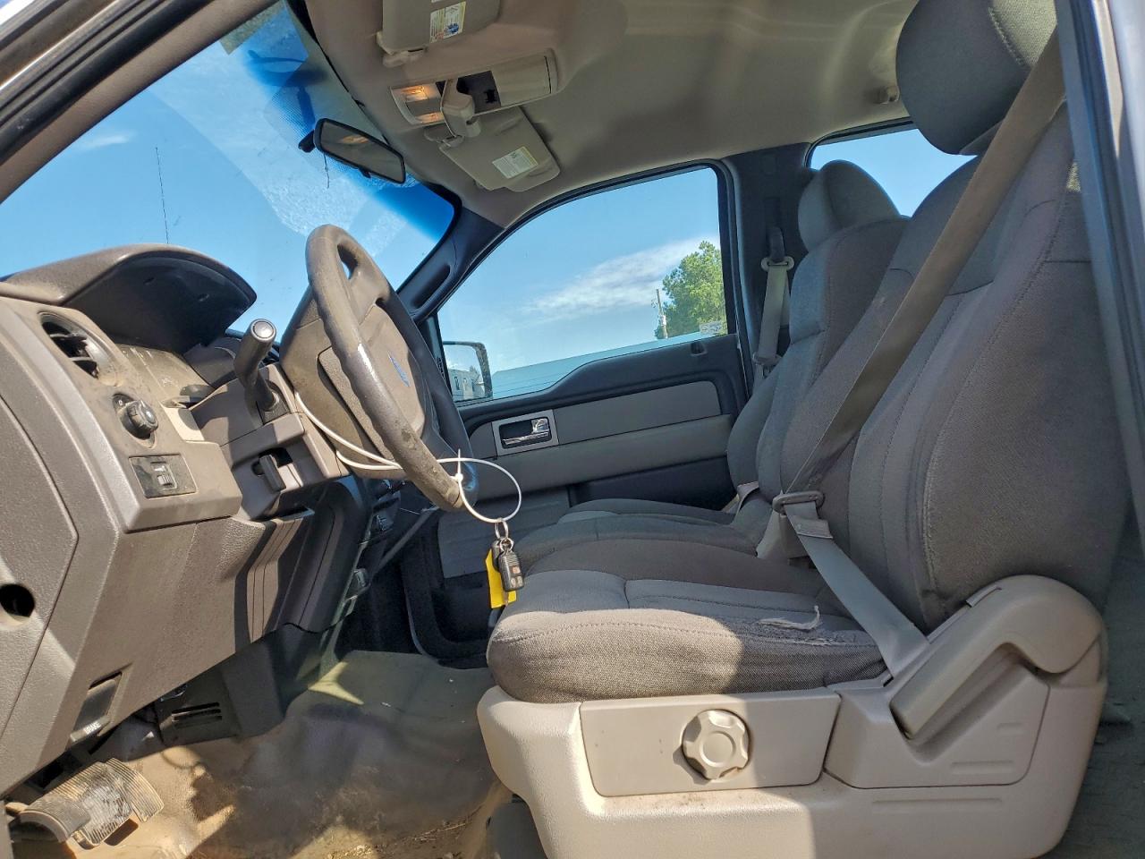 Ford F-150 Supercrew Image 2