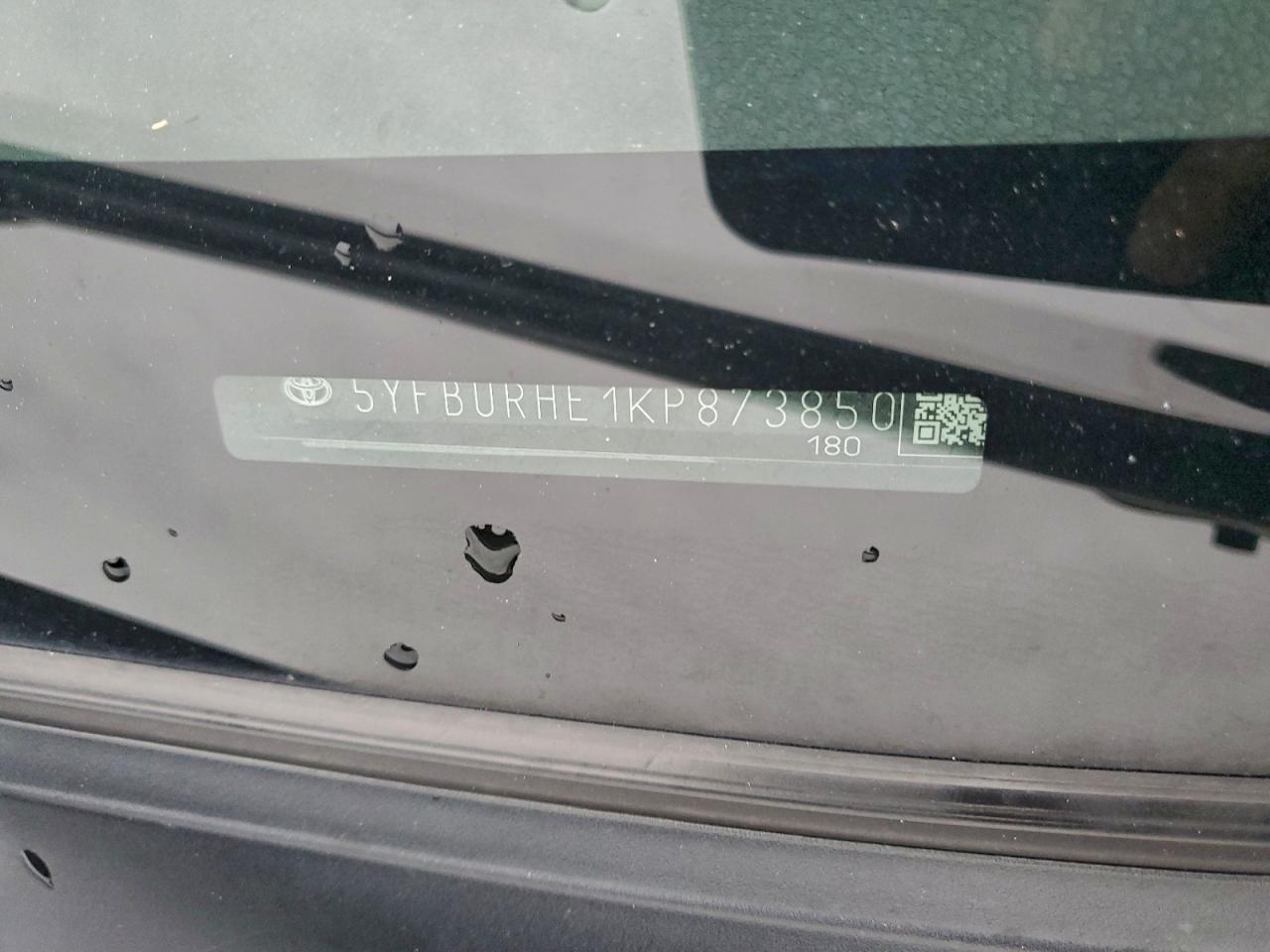 Toyota Corolla L Image 11