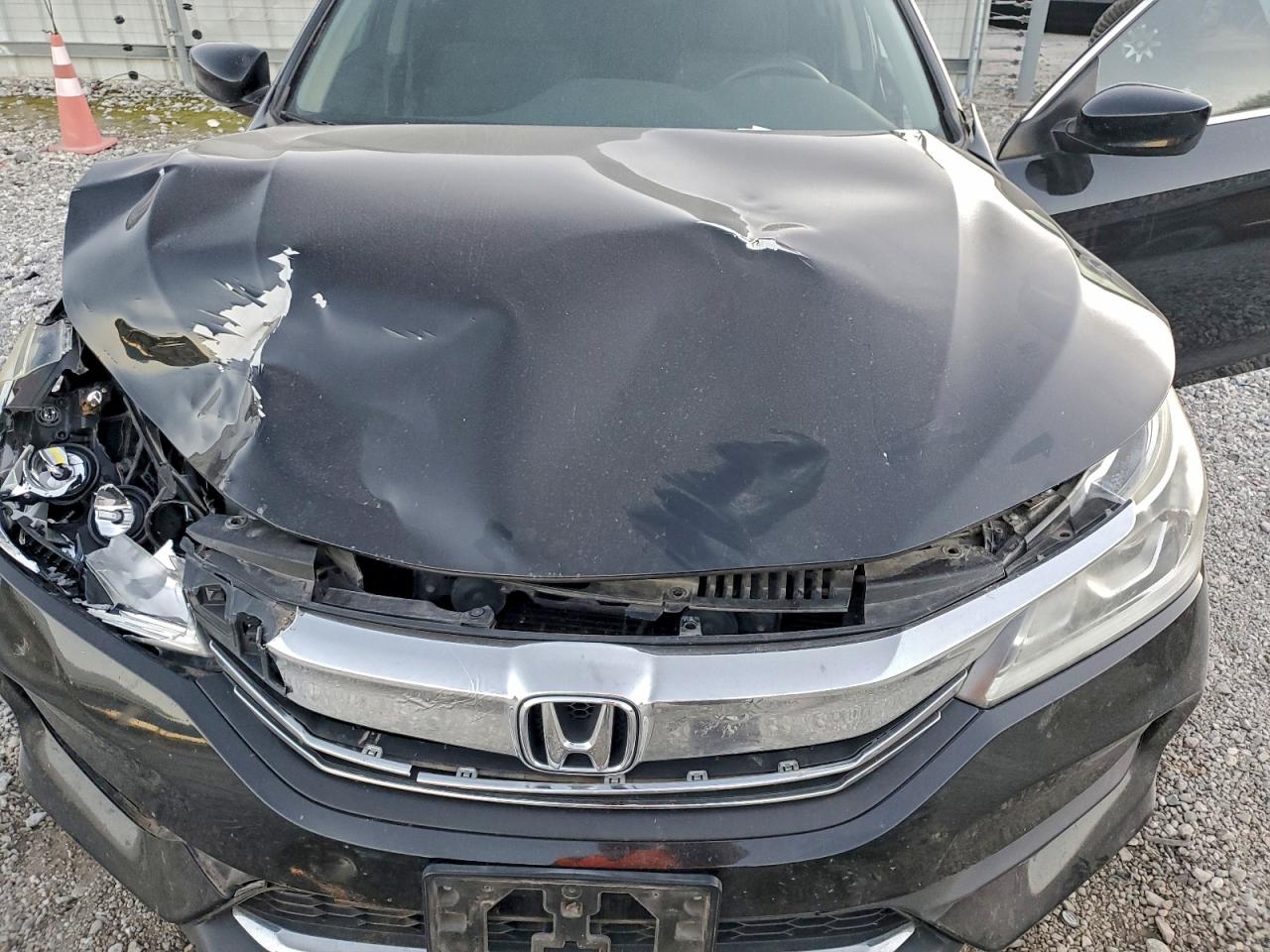 Honda Accord Lx Image 3