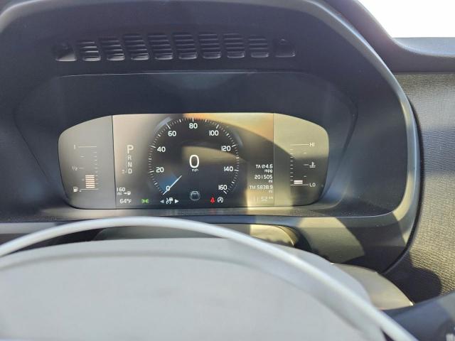 Volvo XC90 T5 Image 11